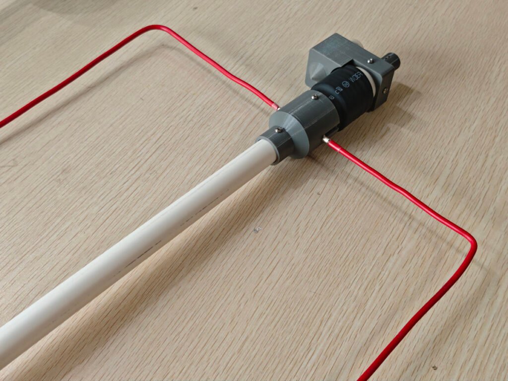 2m loop pvc pipe to keep the antenna wire in shape