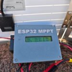 esp32 mppt controller in work closed-up view
