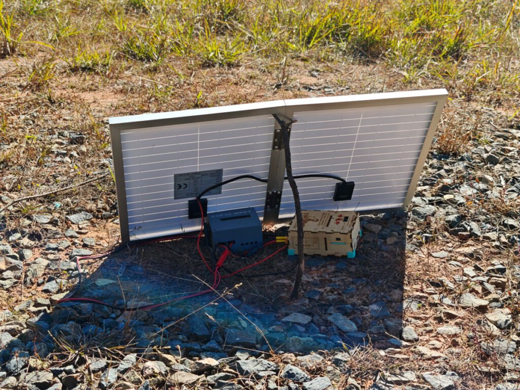 esp32 mppt controller 30w foldable solar panel field use