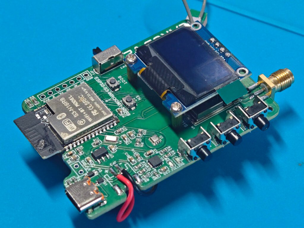 Fully assembled custom Icarus‑v2 Meshtastic node board