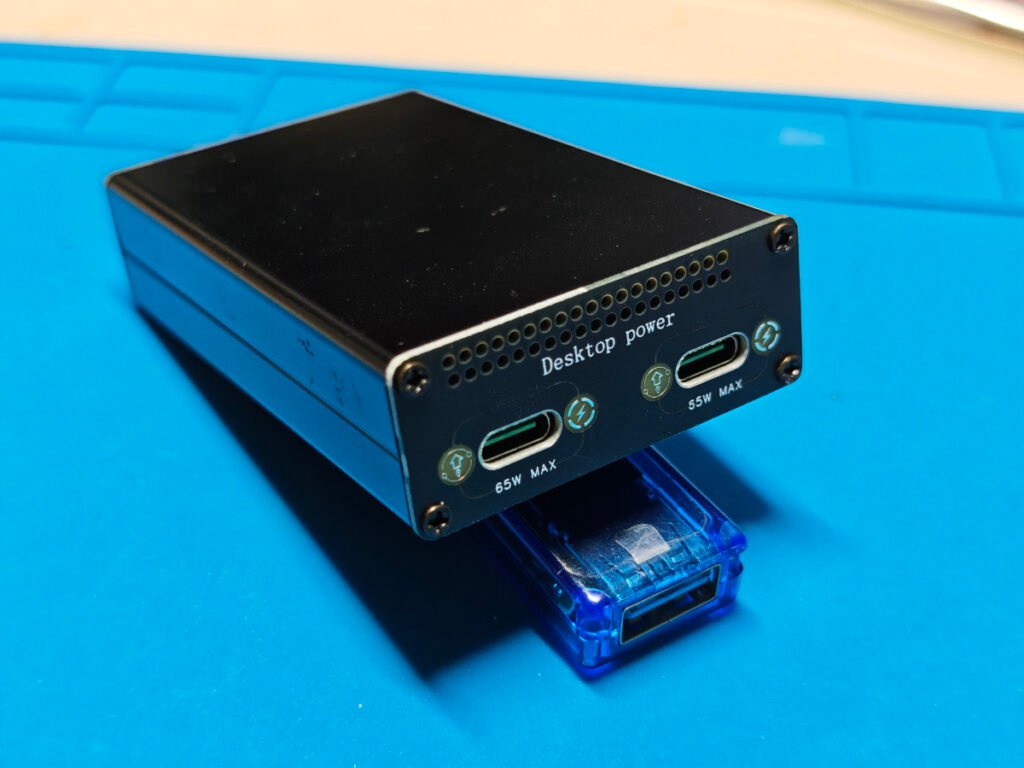 desktop charger 260w two type-c ports