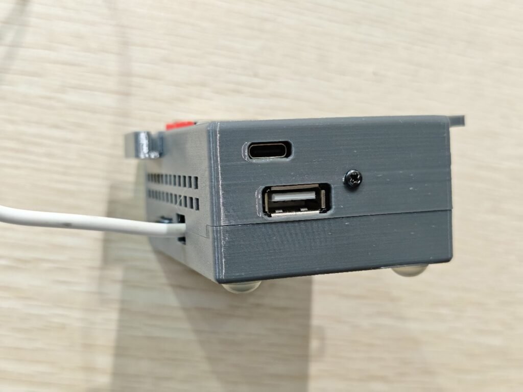 digiPi aprs housing for raspberry pi zero w usb type-a