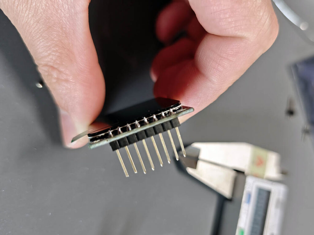 TFT display using long 15mm male pin headers for PlantLab case clearance
